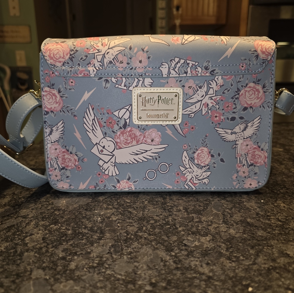Loungefly Harry Potter Magical Creatures  CROSSBODY Wizarding World NEW NOT USED - Picture 2 of 5
